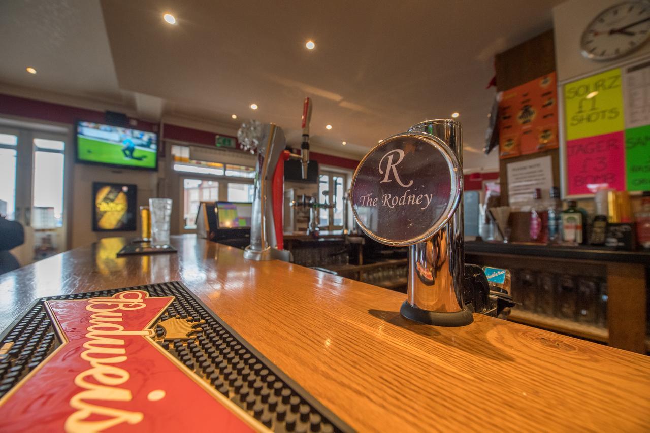The Rodney Hotel Warrington Exterior photo